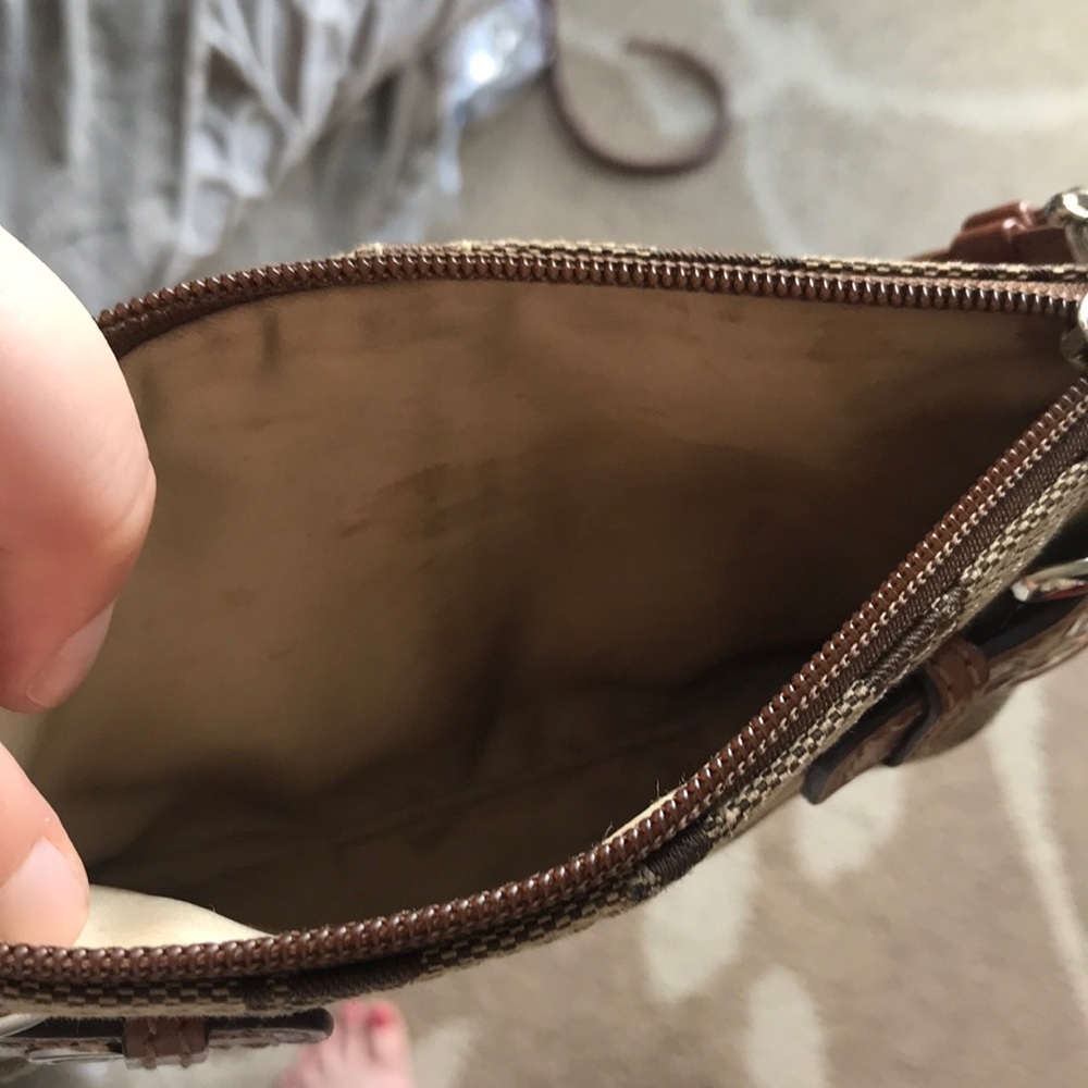 Tan coach wristlet - Picture 2 of 2